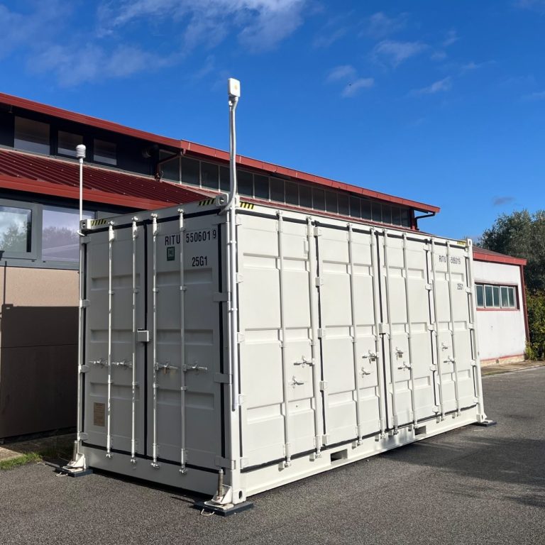 The University of Rome Tor Vergata 1-NM-2023 neutron monitor station (MONeutron) housed in a customised ISO container.